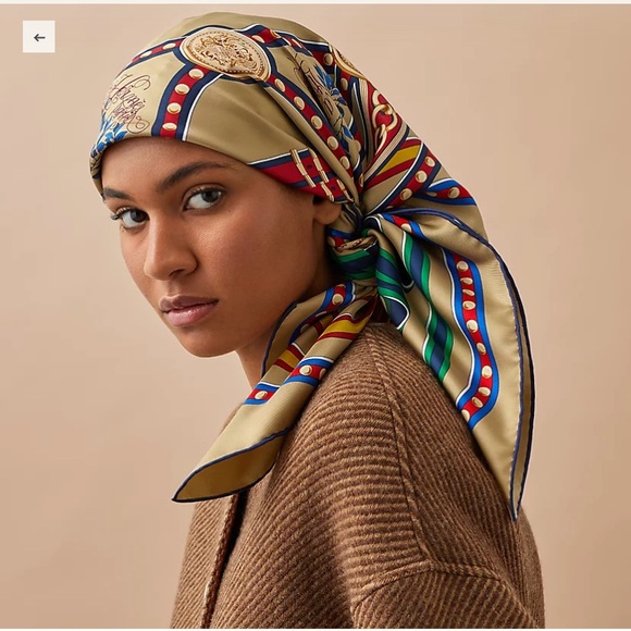 NWT (RARE) - GRAND TRALALA SCARF 90 in Mastic/Vert/Rouge Colorway - Picture 9 of 10